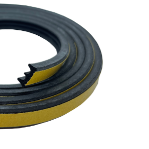 Uszczelka przylepna EPDM typ E 15x4mm METR BIEŻĄCY